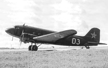 Operation Barbarossa 1941 - Sovietisches Transportflugzeug LI-2
